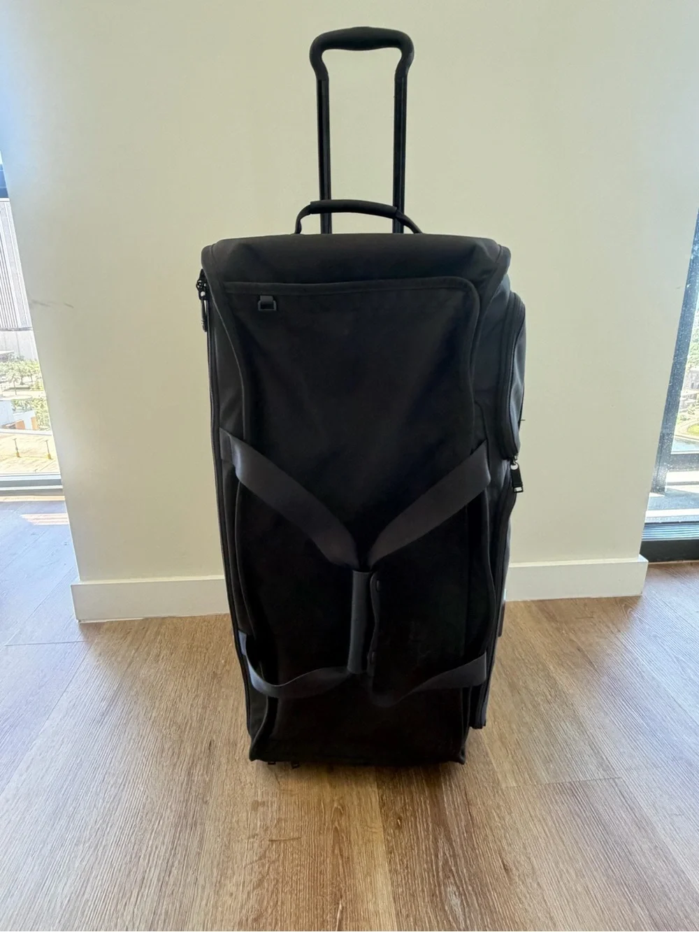 Tumi Duffel Bag with Telescopic Handle